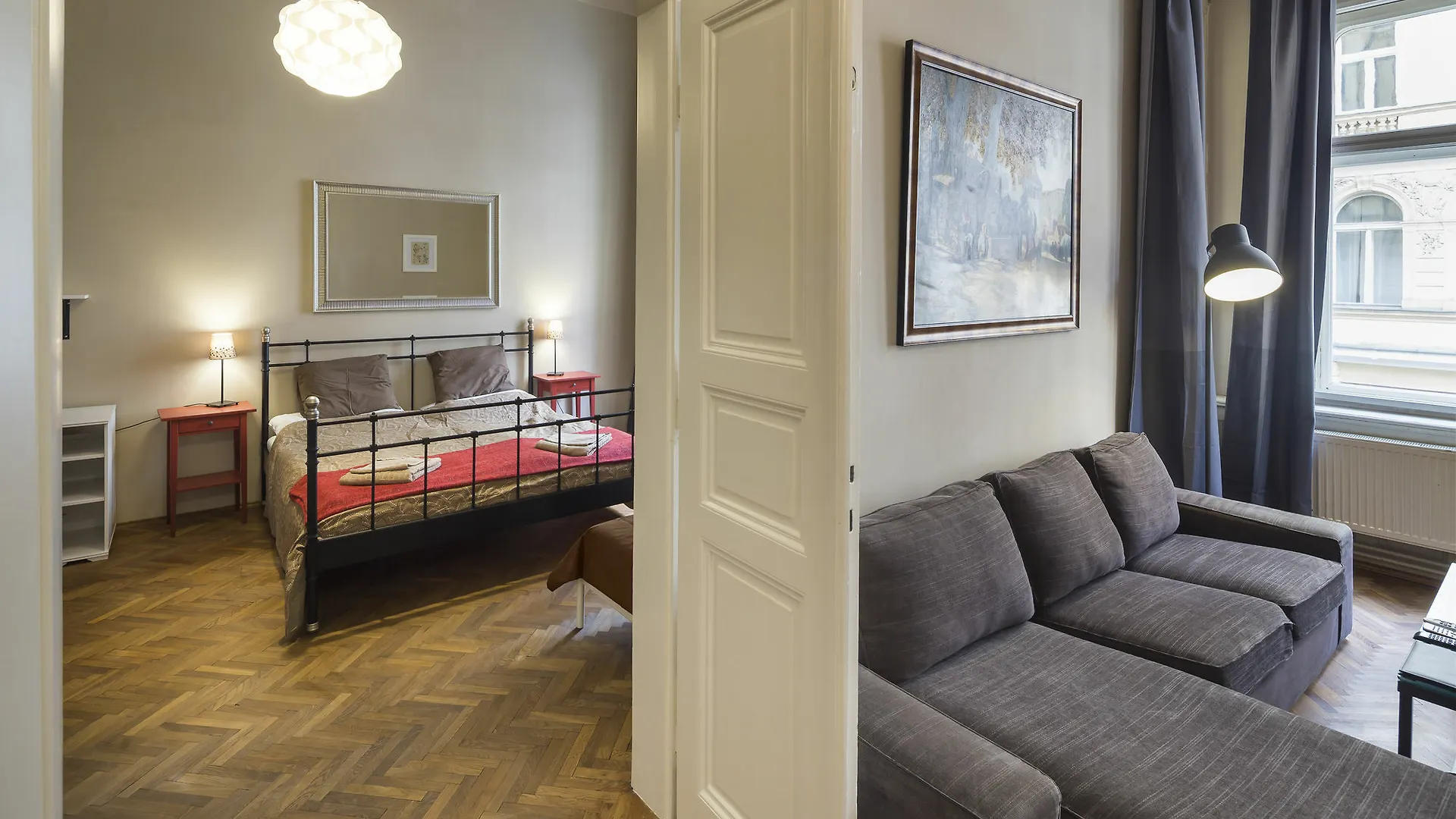 Old Town Square - Dlouha Apartments Prag