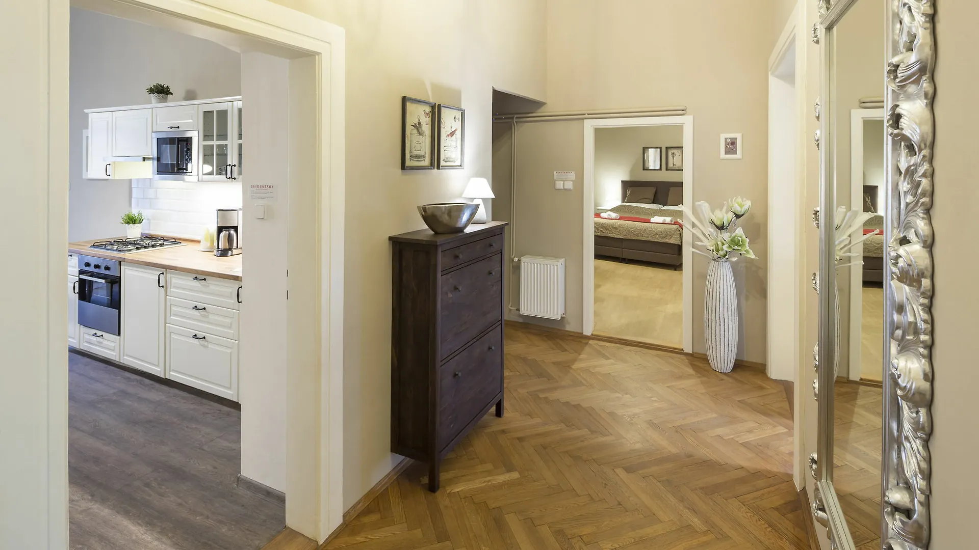 Old Town Square - Dlouha Apartments Prag