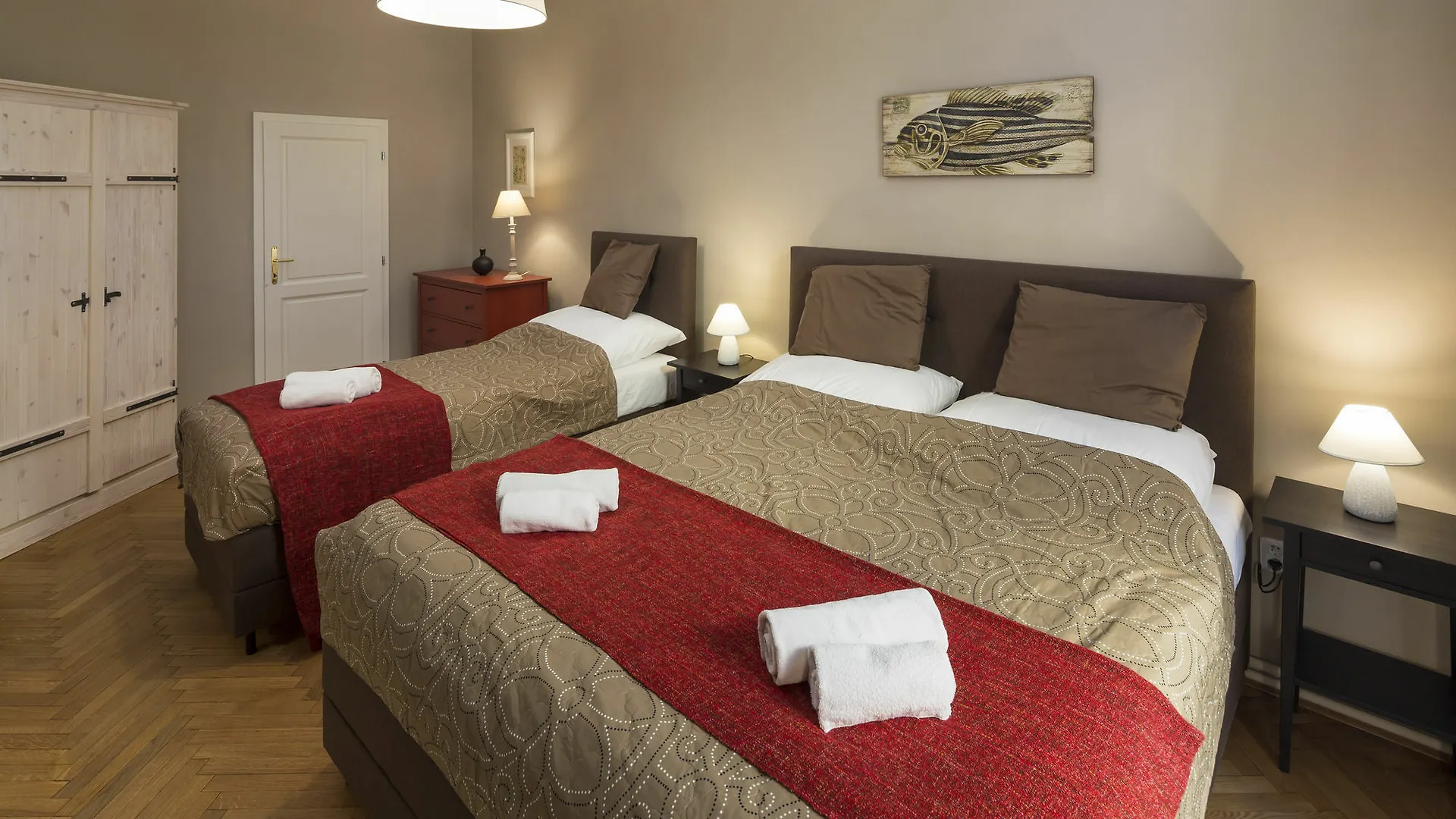 Old Town Square - Dlouha Apartments Prag