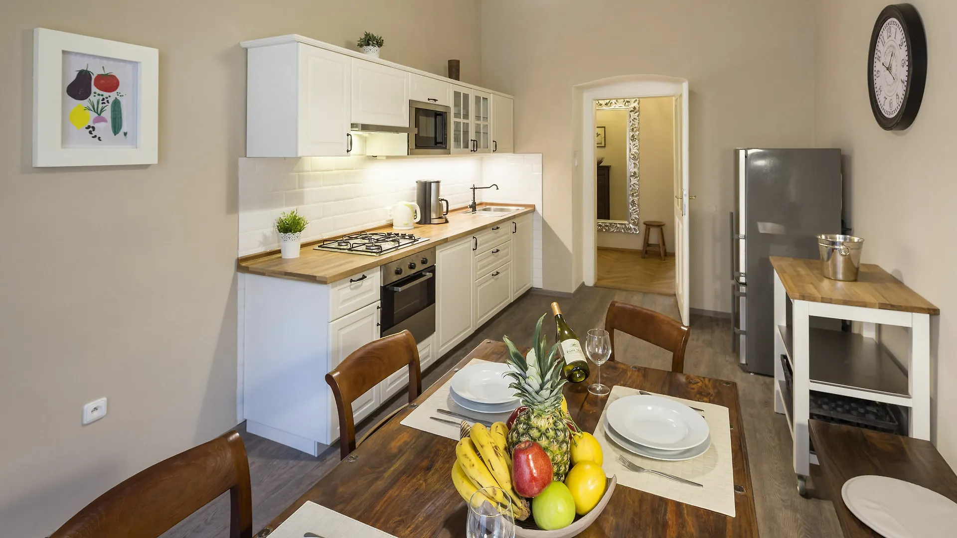 Old Town Square - Dlouha Apartments Prag
